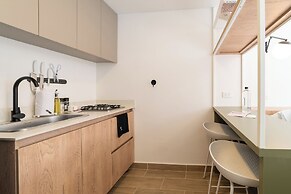 Oliving in Laureles by Wynwood House