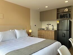 Oliving in Laureles by Wynwood House