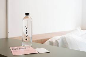 Oliving in Laureles by Wynwood House