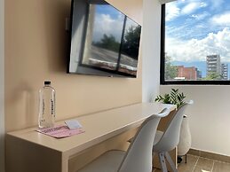 Oliving in Laureles by Wynwood House