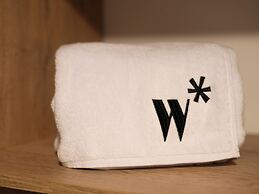 Oliving in Laureles by Wynwood House