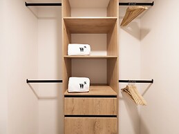 Oliving in Laureles by Wynwood House