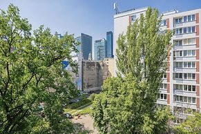 Apartment Warsaw Królewska by Renters