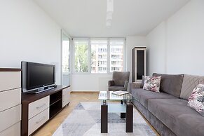 Apartment Warsaw Królewska by Renters