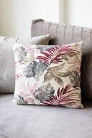 Apartment Warsaw Królewska by Renters