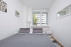 Apartment Warsaw Królewska by Renters