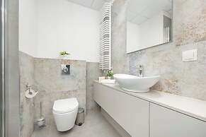 Business Apartment Parking by Renters