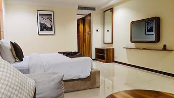 T E L E By Summerset Continental Hotel