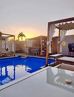 T E L E By Summerset Continental Hotel