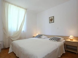 Beachfront Apartments Tamarix