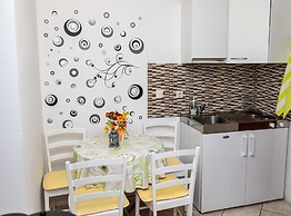 Apartments Luka & Leona