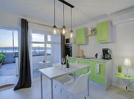 Apartments Luka & Leona