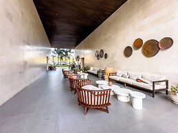 ARIA Residence Beachfront luxury