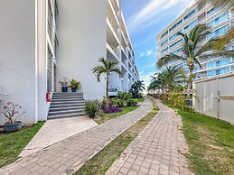 ARIA Residence Beachfront luxury
