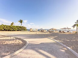 ARIA Residence Beachfront luxury