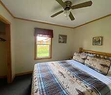 Lena's Northern Pines Resort