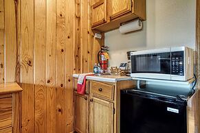 Lena's Northern Pines Resort