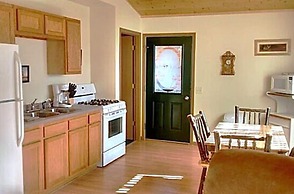 Lena's Northern Pines Resort