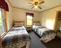 Lena's Northern Pines Resort