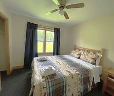 Lena's Northern Pines Resort