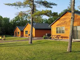 Lena's Northern Pines Resort