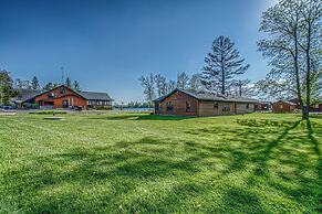 Lena's Northern Pines Resort