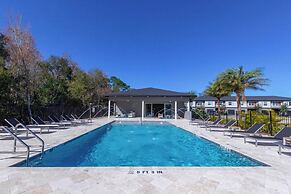 Beautiful Vacation Home With Splash Pool 35