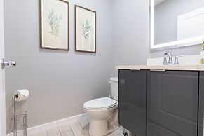 Luxury Remodeled Home W/splash Pool Near Disney 31