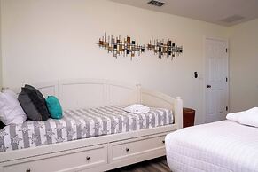 Lake View Home With Private Pool at Bella Vida 91