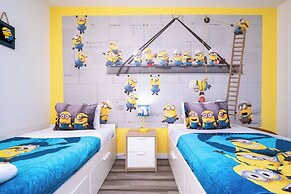 Lake View Home With Private Pool at Bella Vida 91