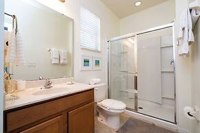 Lake View Home With Private Pool at Bella Vida 91