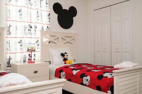 Lake View Home With Private Pool at Bella Vida 91