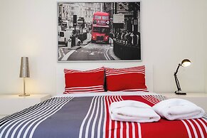 Lake View Home With Private Pool at Bella Vida 91