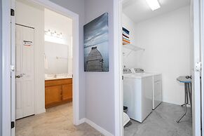 Lake View Home With Private Pool at Bella Vida 91