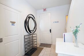 Beautiful Townhome With Hot Tub 13