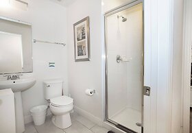 Beautiful Townhome With Hot Tub 13