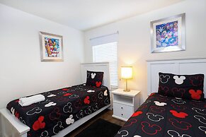 Beautiful Townhome With Hot Tub 13