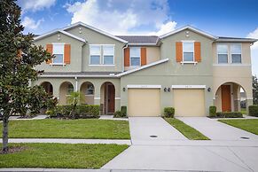 Beautiful Townhome With Hot Tub 13