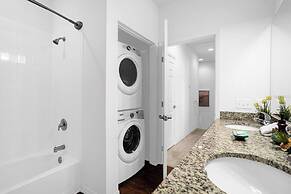 Beautiful Townhouse Next to Disney Parks 04