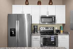 Beautiful Townhouse Next to Disney Parks 04