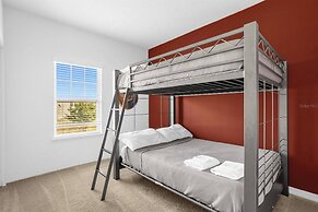 Beautiful Townhouse Next to Disney Parks 04