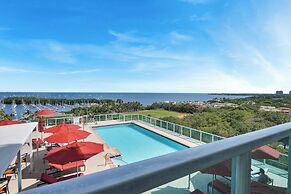 Tropical Paradise - Spacious 3-Bedroom