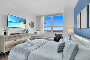 Tropical Paradise - Spacious 3-Bedroom