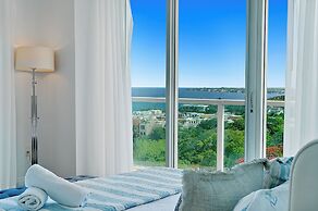 Tropical Paradise - Spacious 3-Bedroom