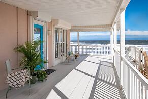 High Tide Paradise