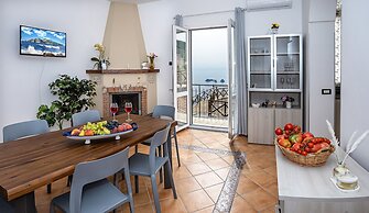 Villa Lions Rose in Sant Agata sui Due Golfi