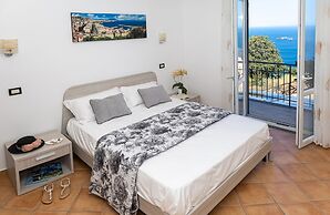 Villa Lions Rose in Sant Agata sui Due Golfi