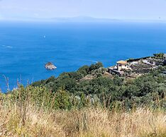 Villa Lions Rose in Sant Agata sui Due Golfi