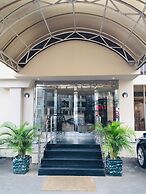 T E L E By Summerset Continental Hotel Maitama