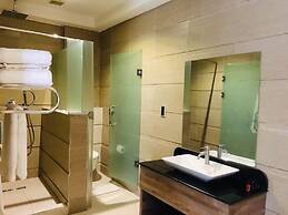 T E L E By Summerset Continental Hotel Maitama